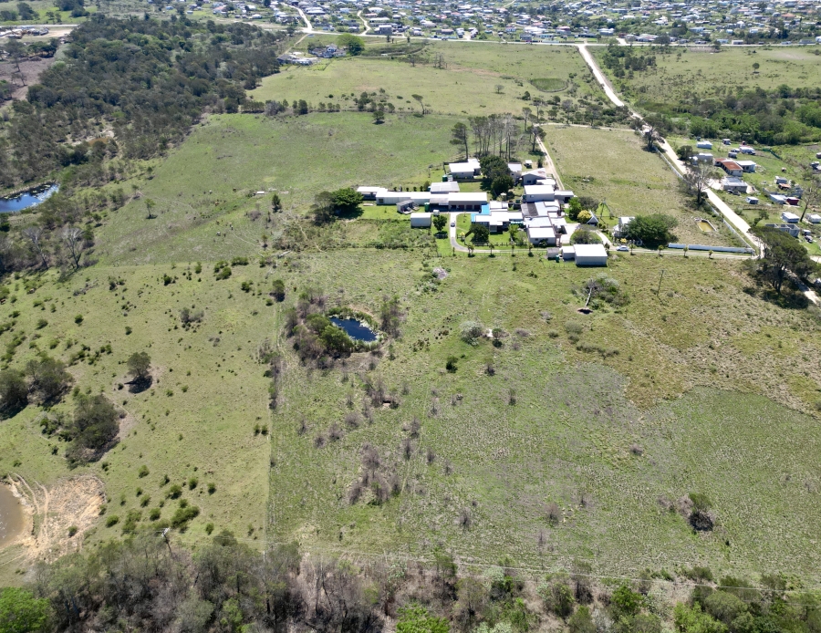 17 Bedroom Property for Sale in Cove Rock Eastern Cape